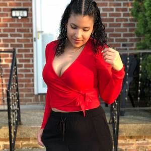 Meet your Posher, Katiria paola